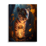 Babytiger steht in einem Wald an einer leuchtenden Laterne und um ihn herum fliegen Herbstblätter