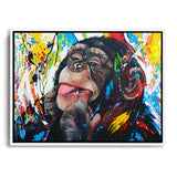 Schimpanse im zoo hat Spaß