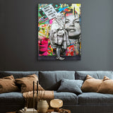 Wandbild von einem Mönch der ein Schild hochhält mit dem Text Where there is Love there is Life