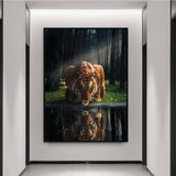 Tiger trinkt wasser am Fluss