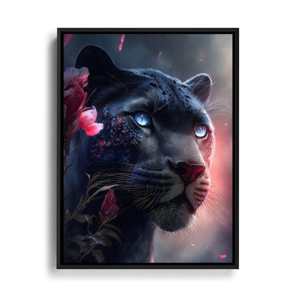 Schwarzer Panther mit blauen Augen im Portait, um das Tier sind rosa Blumen mit Blüten die durch die Luft fliegen