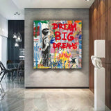 Banksy Wandbild im Wohnzimmer Dream big Dreams